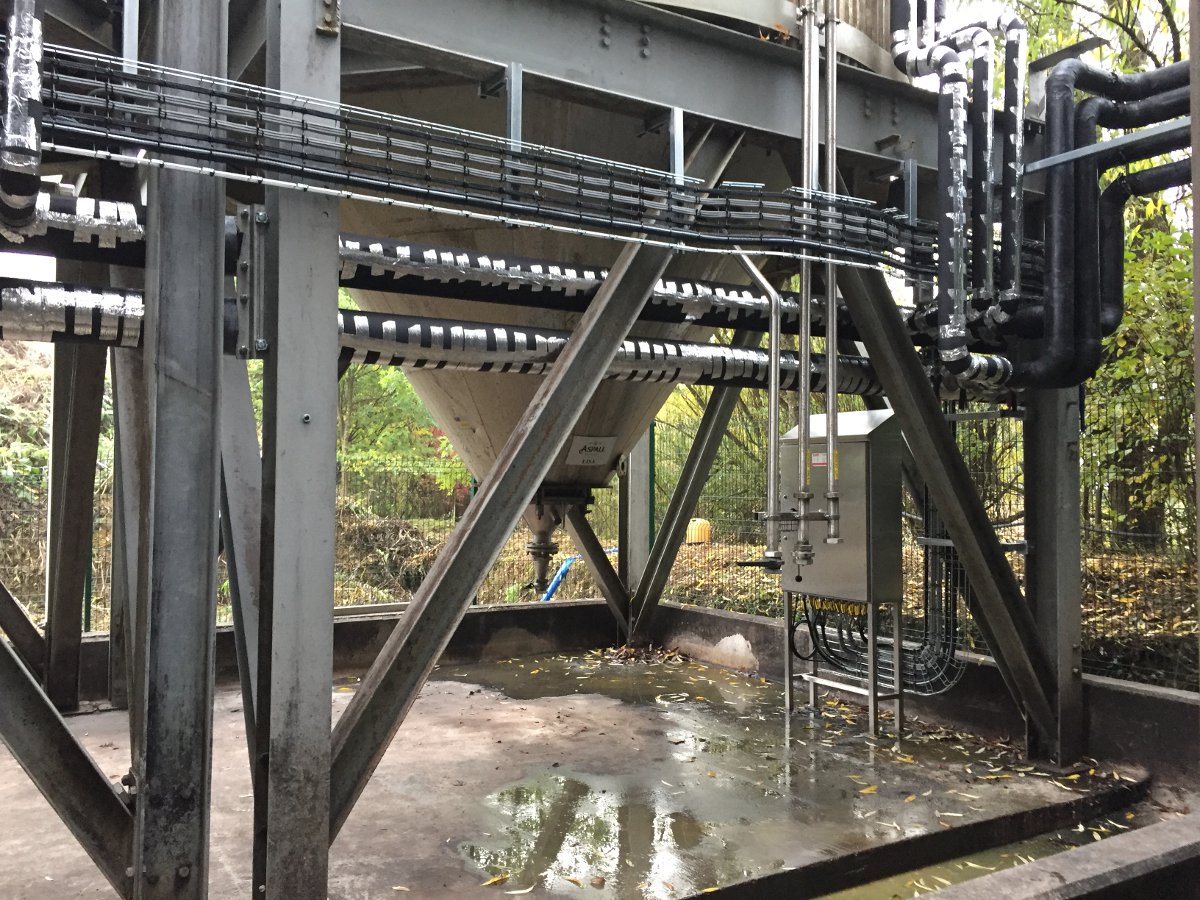 tank-farm-2